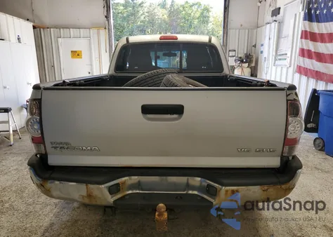 2010 Toyota Tacoma Access Cab z USA, uszkodzony, nr VIN 5TEUU4EN8AZ704725